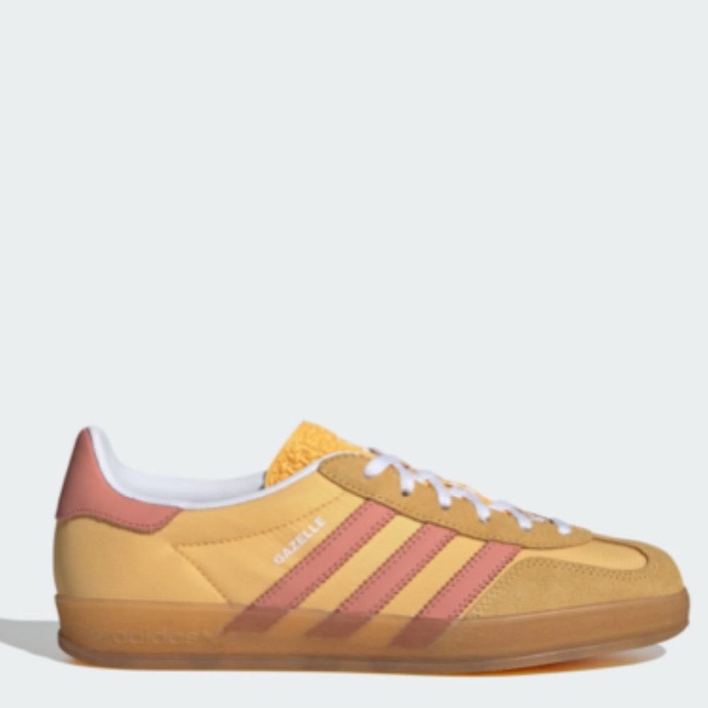 Adidas gazelle sneakers - yellow/wonder clay/white. Size 6.5 (TTS)